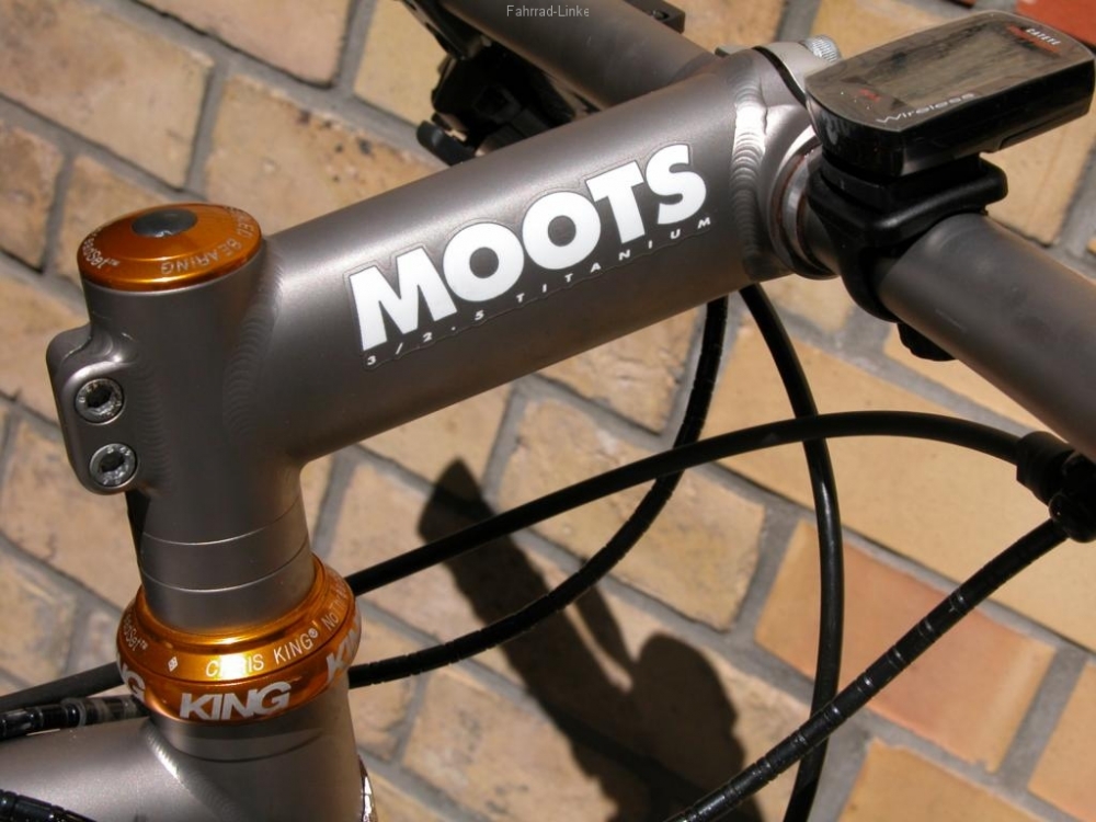 Moots-12